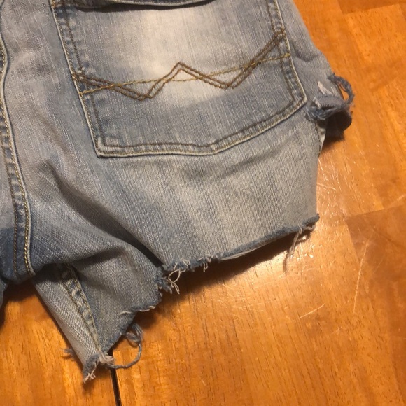 Vintage wrangler jean shorts handcut - Picture 7 of 9